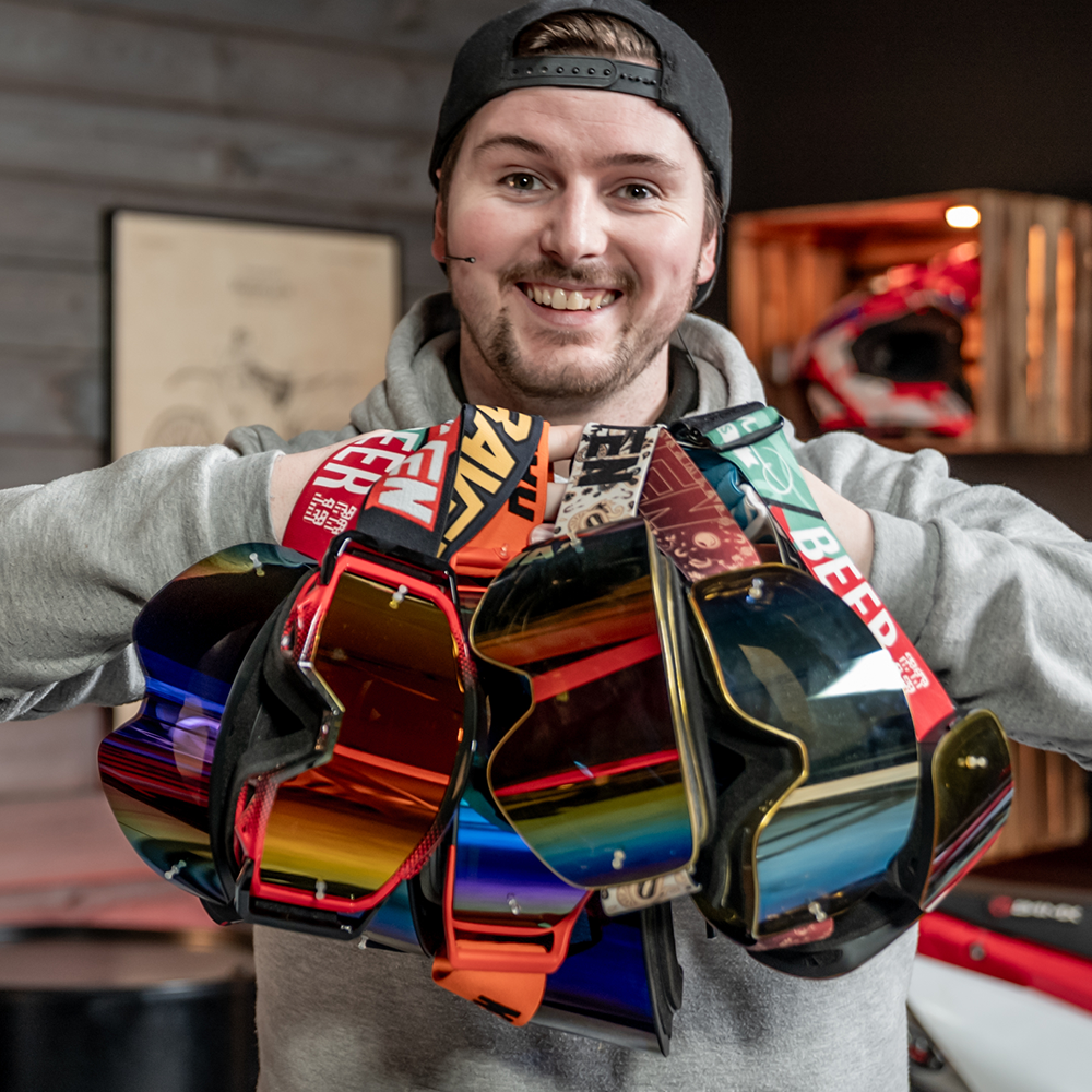 4 Raven Goggles to choose from