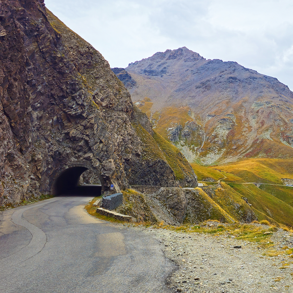Top 5 motorroutes in de Alpen