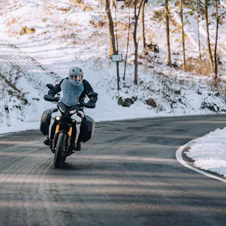 Comment choisir la meilleure poignée chauffante pour moto