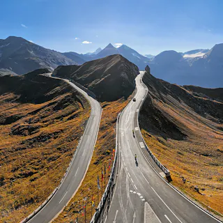Top 5 motorroutes in de Alpen