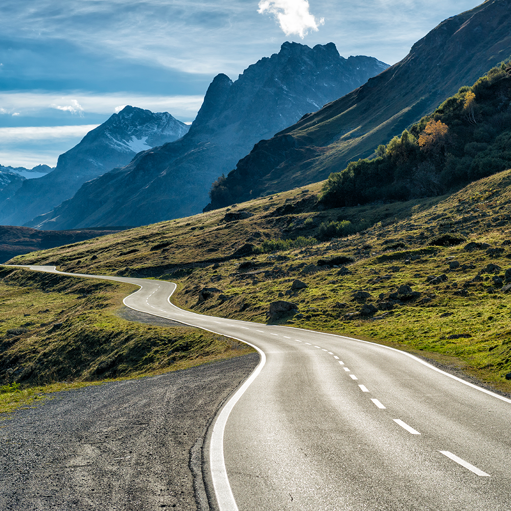 Top 5 motorroutes in de Alpen