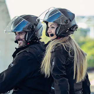 Comment choisir votre intercom moto