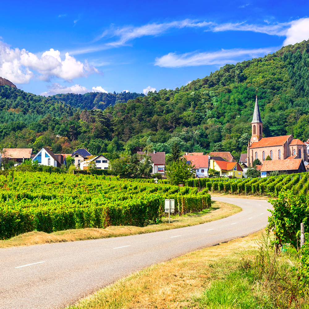 Las 5 mejores rutas en moto por Francia