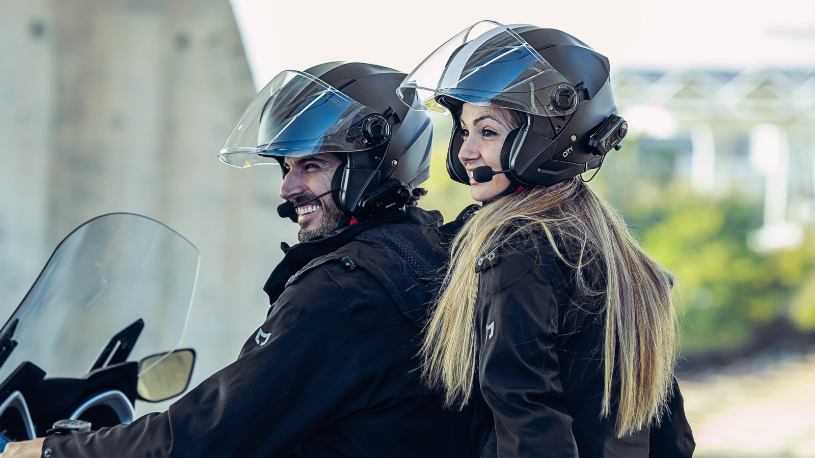 Comment choisir votre intercom moto