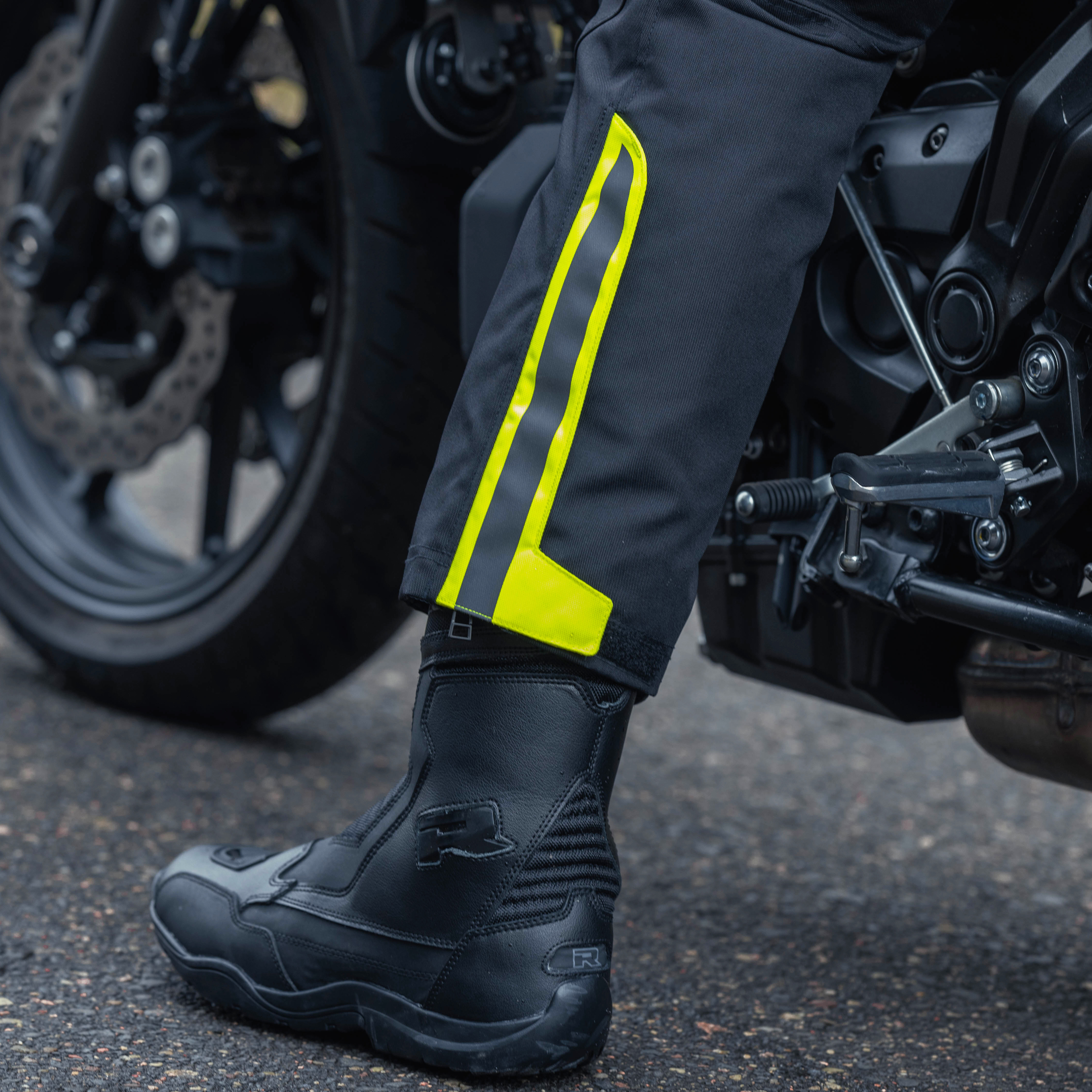 How to Ride a Motorcycle in the Rain